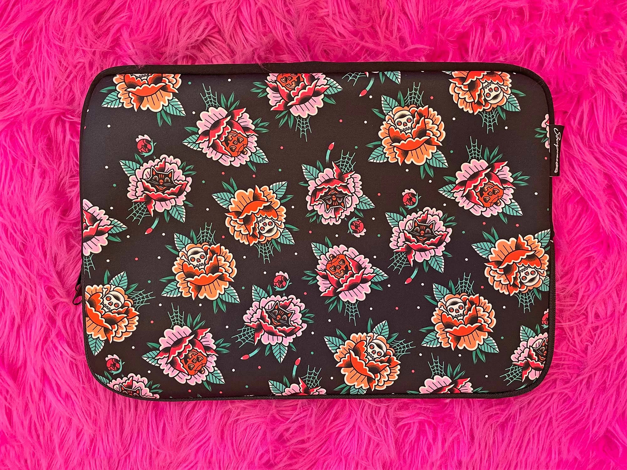New ???? SOURPUSS CREEPY PEONIES LAPTOP SLEEVE ???? - Image 3