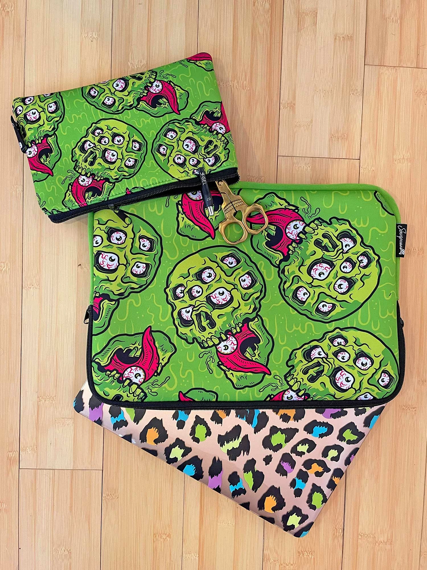 Cheapest ???? SOURPUSS GNARLY SKULL ZIP POUCH ???? - Image 3