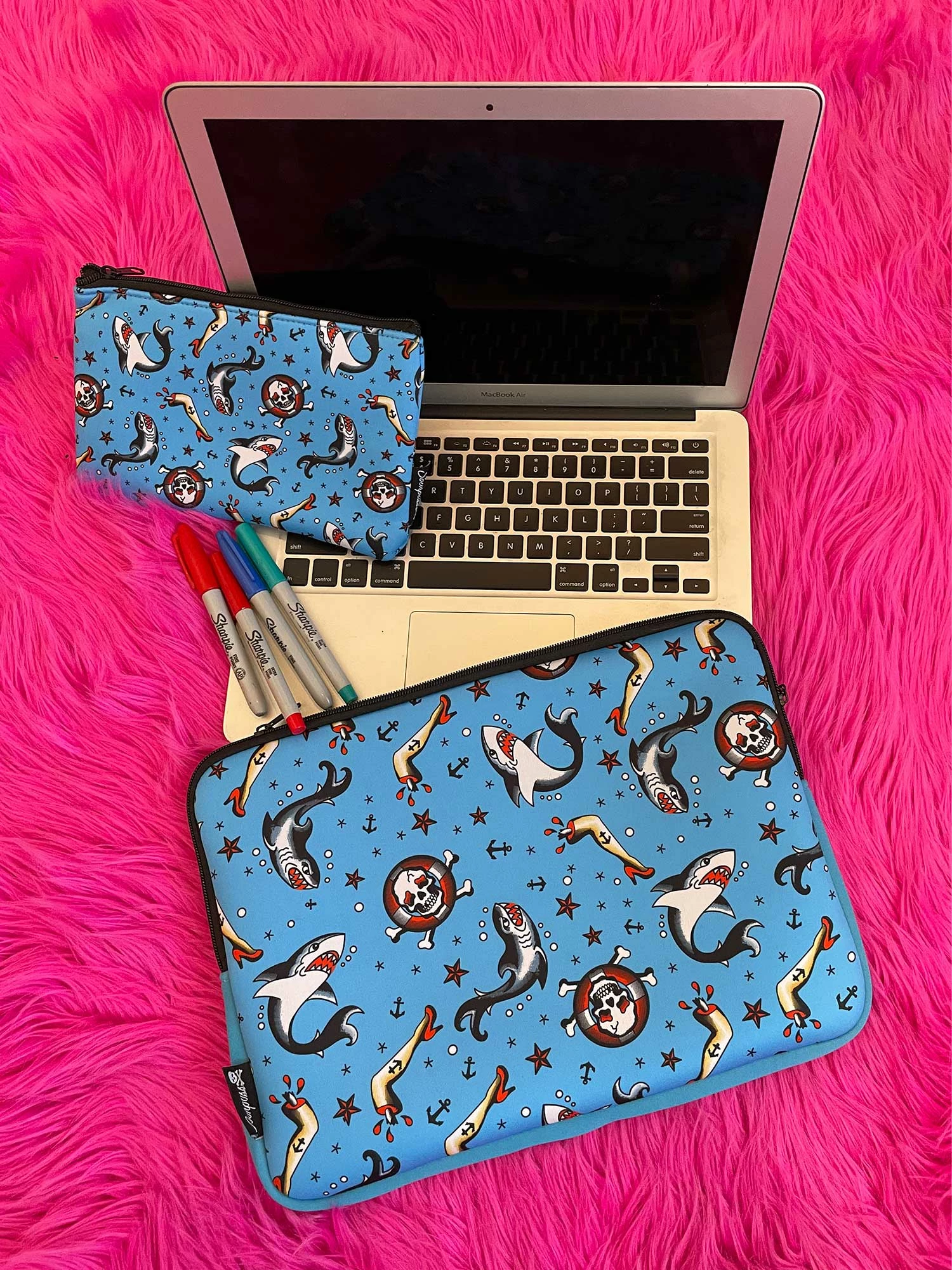 Best reviews of ???? SOURPUSS SHARK BITE LAPTOP SLEEVE ???? - Image 2