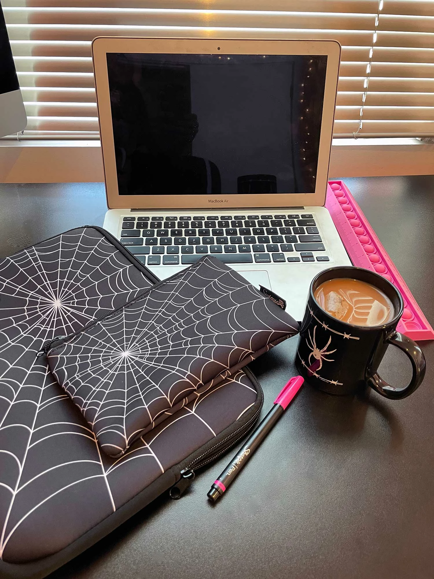 Cheap ❤️ SOURPUSS SPIDERWEB LAPTOP SLEEVE ❤️ - Image 2
