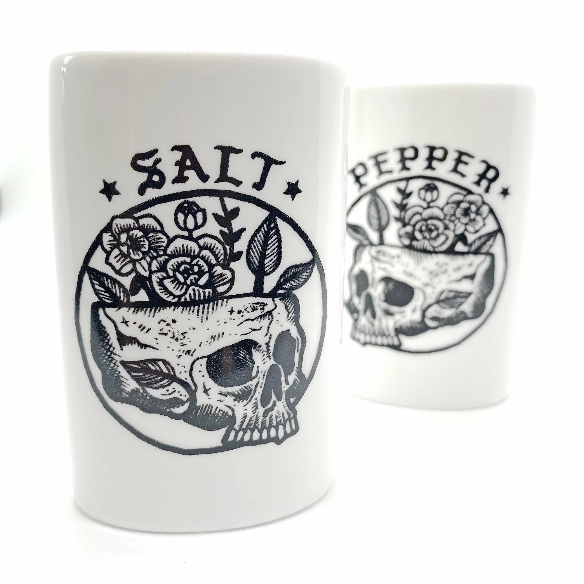 Deals ✨ SOURPUSS FLORAL SKULL SALT AND PEPPER SHAKERS ???? - Image 4