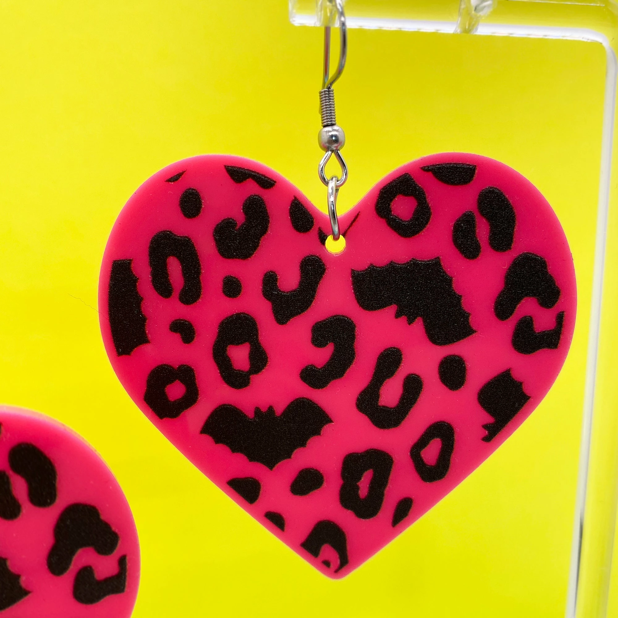 Hot Sale ???? SOURPUSS BATTY LEOPARD ACRYLIC EARRINGS PINK ❤️ - Image 2