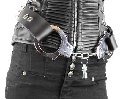 Brand new ???? 3 ROW PYRAMID STUDS AND HANDCUFF BELT ???? - Image 5