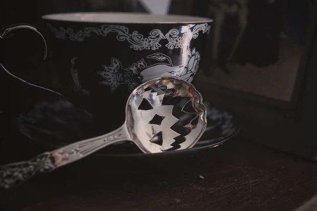 Hot Sale ???? LIVELY GHOSTS HAUNTED HALLOWS TEA SPOON SILVER ???? - Image 2