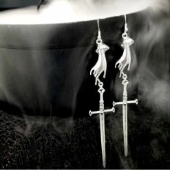 Budget ⌛ SWORD IN HAND SILVER EARRINGS ????